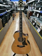 Guitare acoustique électrique