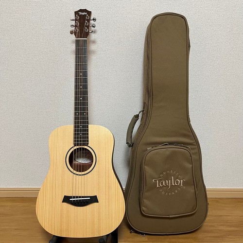 Guitare électrique acoustique