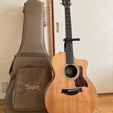 Guitare acoustique Taylor